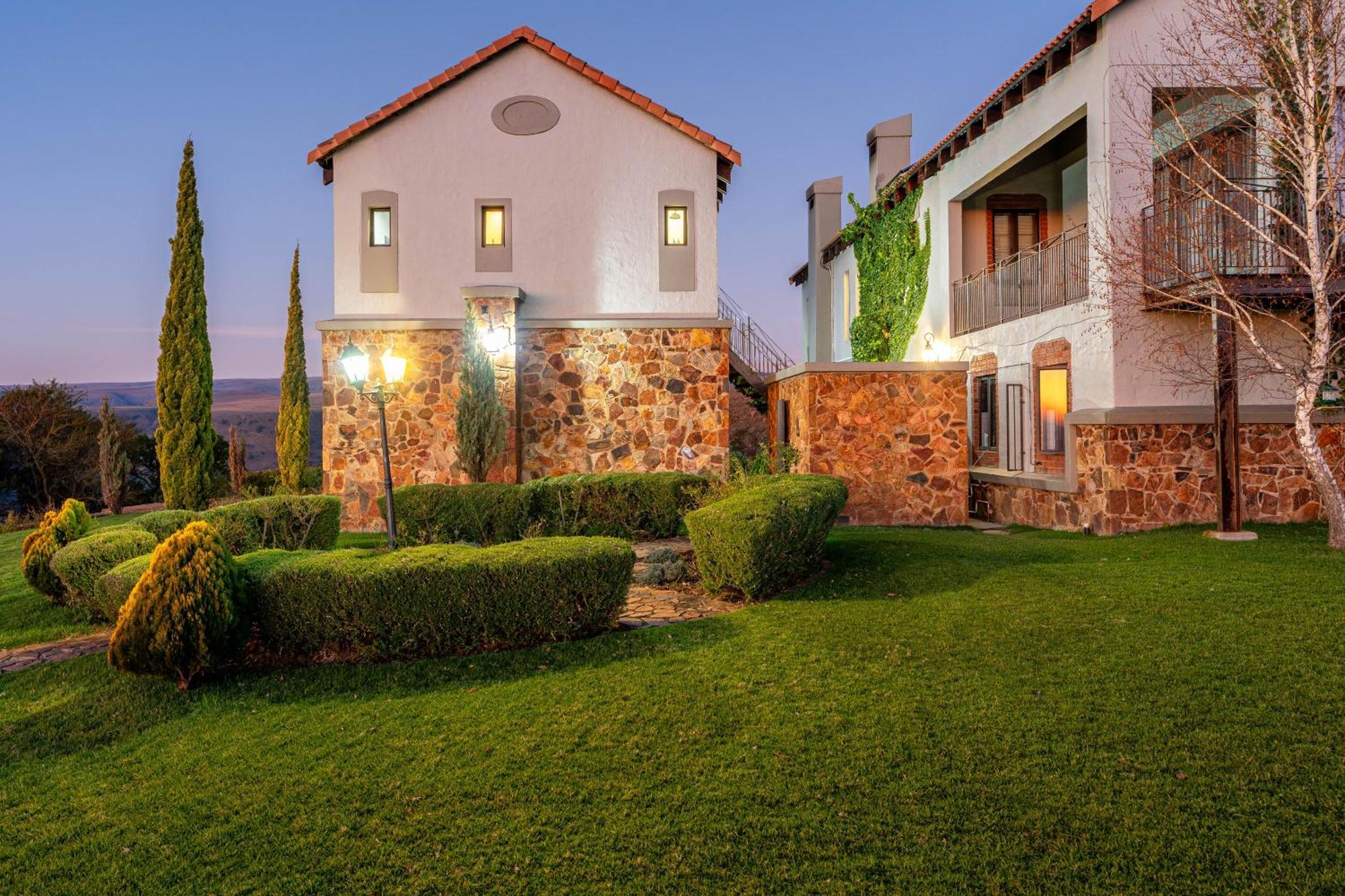 Mount High Luxury Country Estate Villa Lydenburg Exterior foto